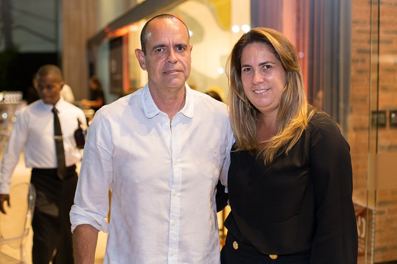  Leonardo Silva e Aline Cangussú            